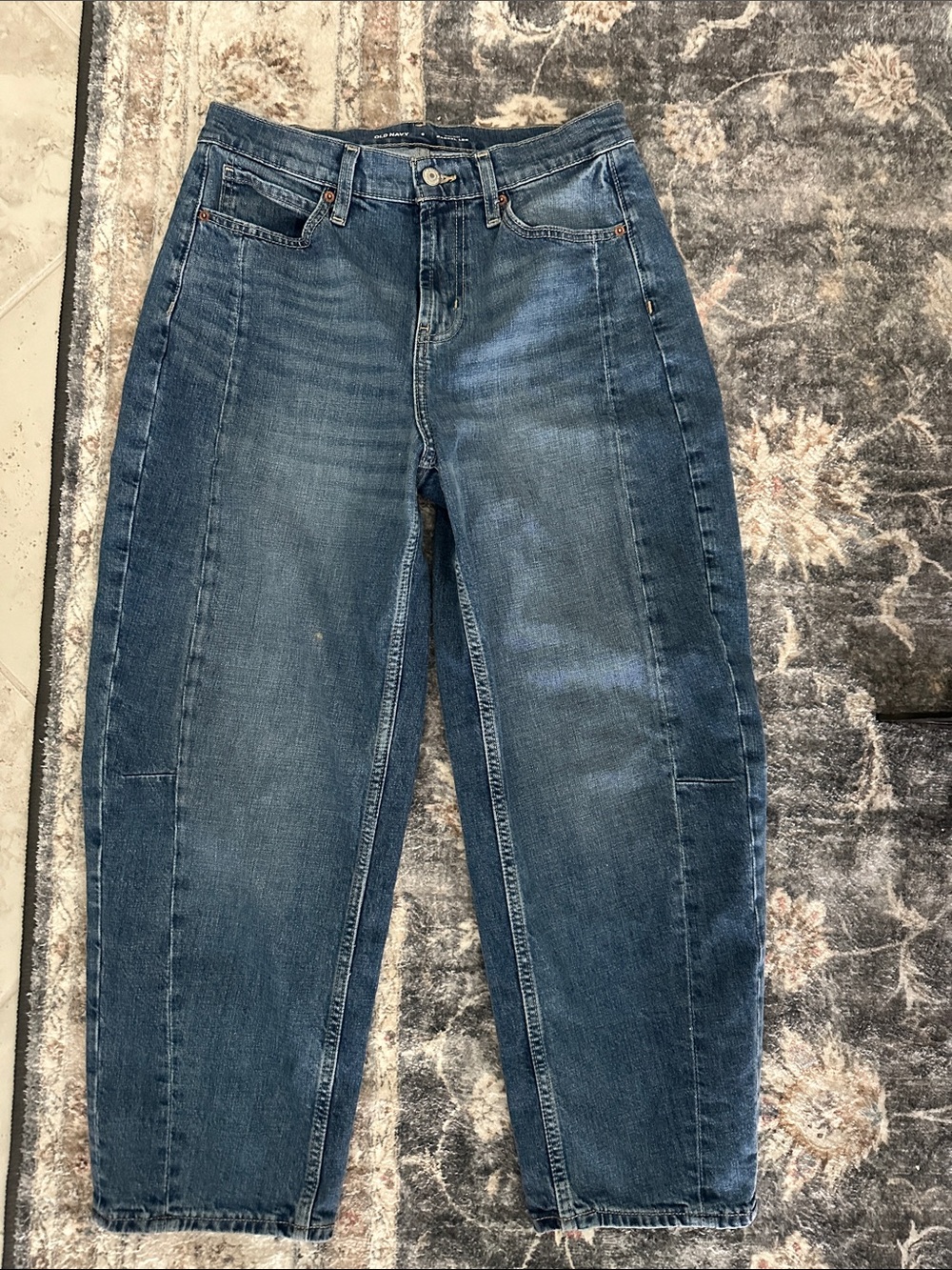Old Navy Barrel Leg High Rise Jeans